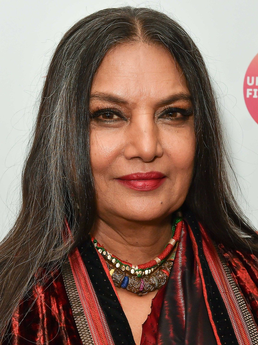 SHABANA AZMI SHARED A BREAKING NEWS ON HER 74TH BIRTHDAY .